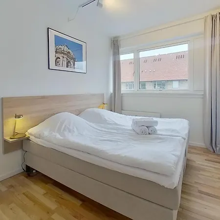 Апартаменты Lovely 3-br In Frederiksberg With Balcony - 284